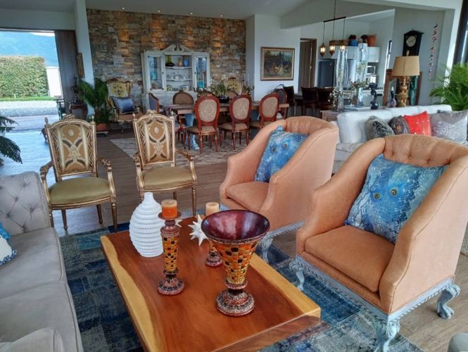 Casa de 5 alcobas en venta en Puente Pelaez, El Retiro, 480 m² · foto 4 de 14