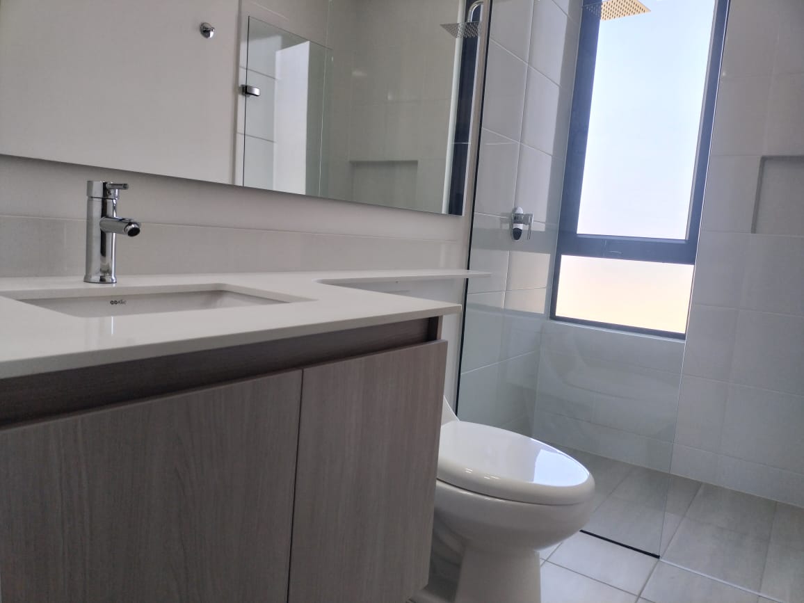 Apartamento en venta en Loma Del Chocho, Envigado · foto 11 de 17