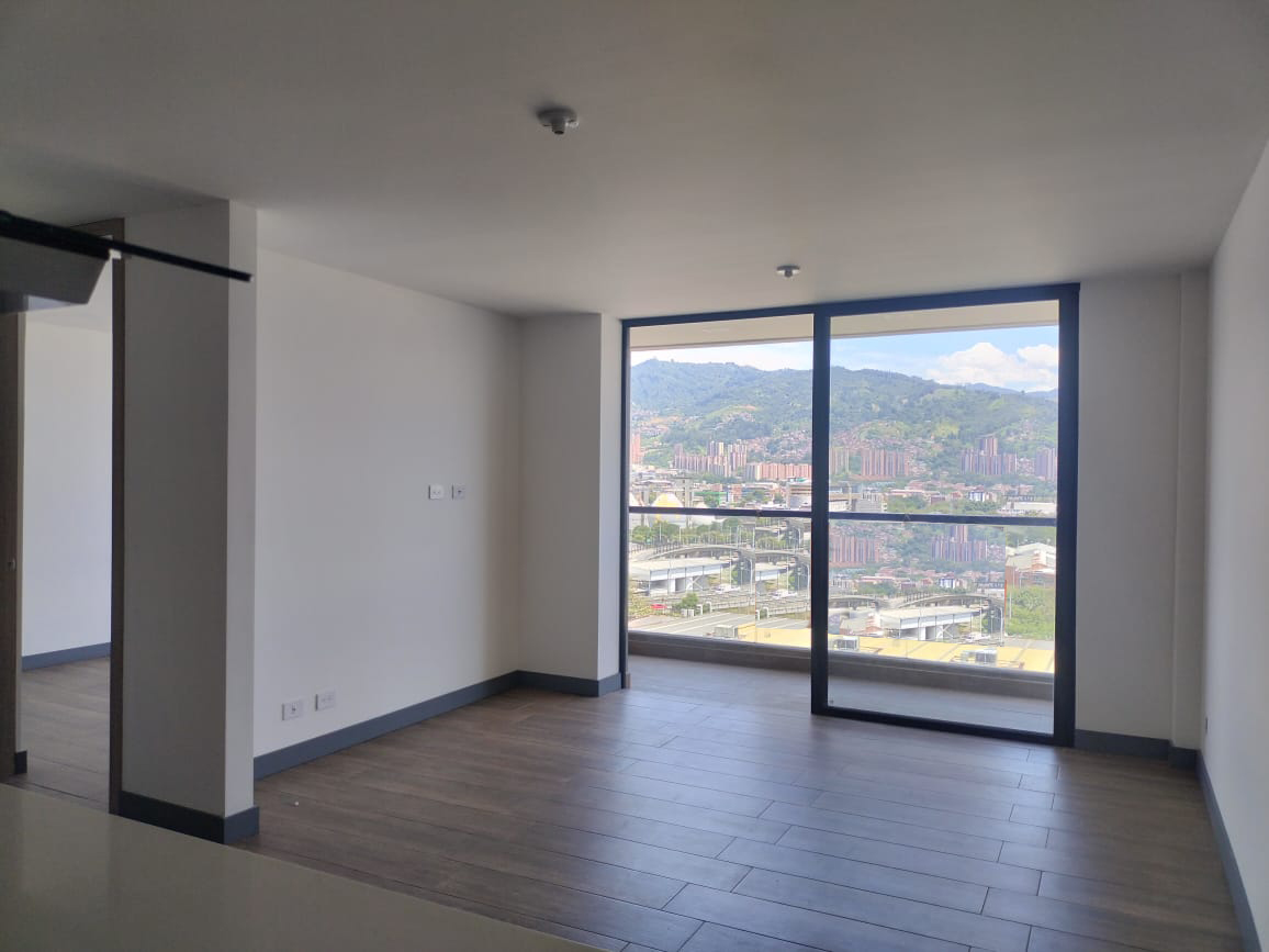 Apartamento en venta en Loma Del Chocho, Envigado · foto 16 de 17