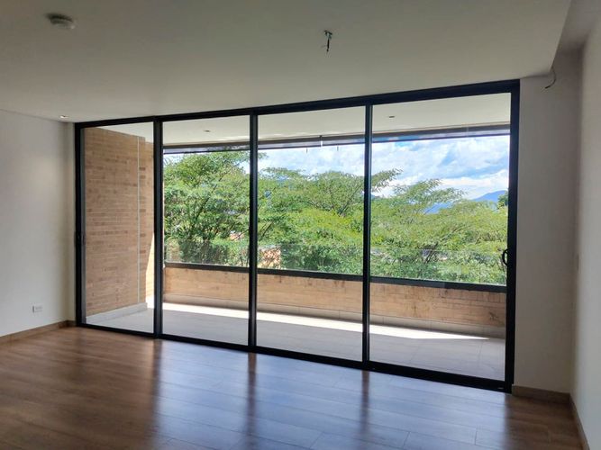 Apartamento de 2 alcobas en arriendo en Vía Las Palmas, Medellín, 113 m² · foto 2 de 19