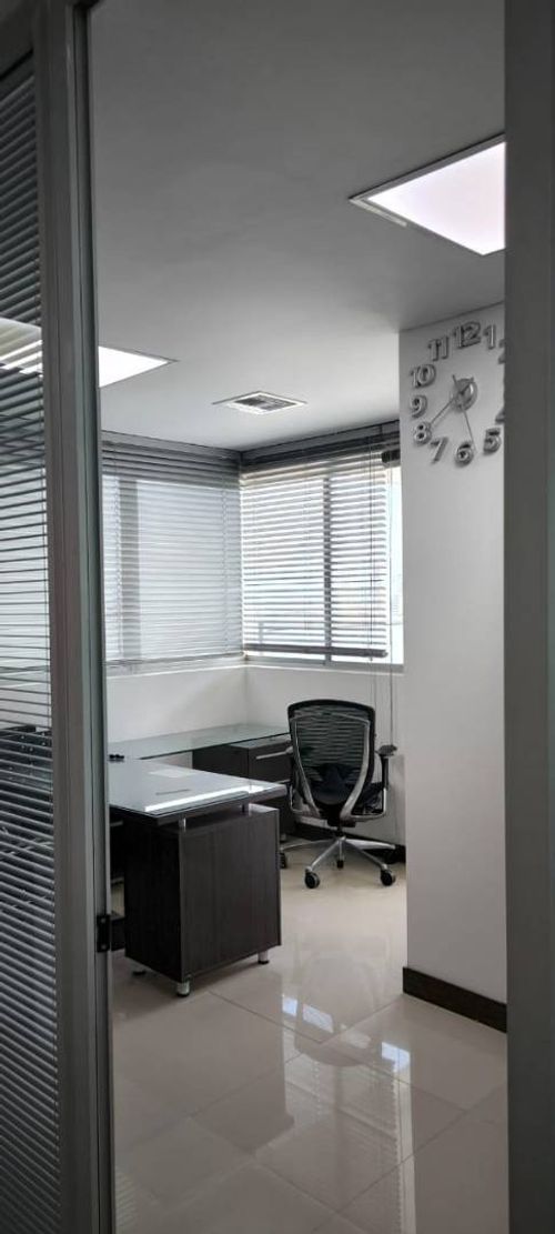 Oficina en arriendo en Bocagrande, Cartagena, 123 m² · foto 16 de 24
