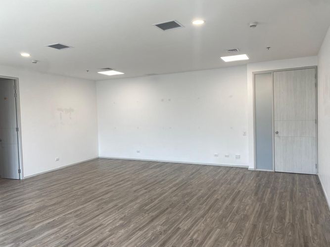 Oficina en arriendo en El Poblado, Medellín, 61 m² · foto 11 de 18