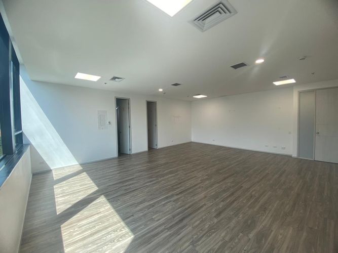 Oficina en arriendo en El Poblado, Medellín, 61 m² · foto 13 de 18
