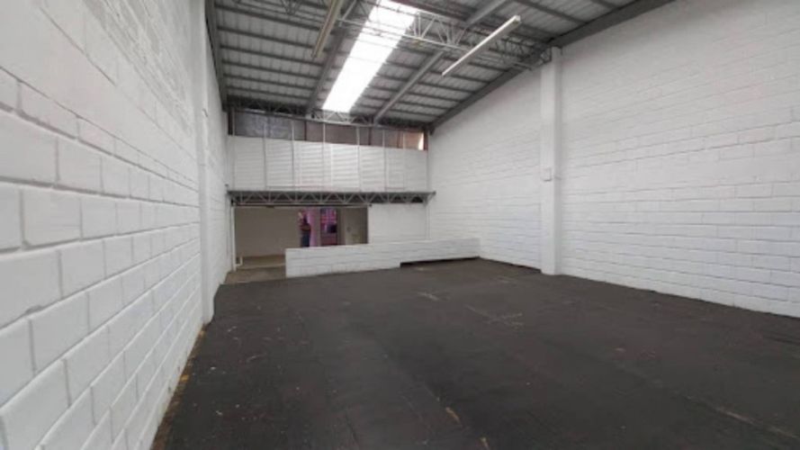 Bodega en venta en Santa Ana, Bello, 320 m² · foto 8 de 10