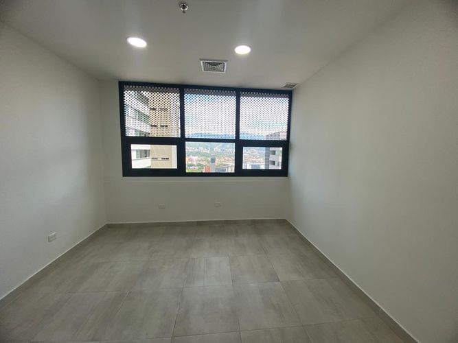 Oficina en arriendo en El Poblado, Medellín, 34 m² · foto 10 de 16