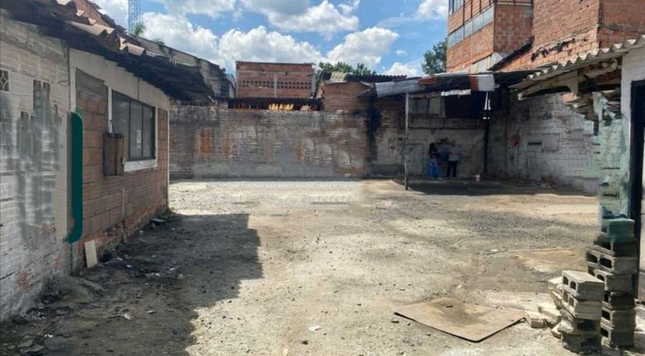 Local en arriendo en Naranjal, Medellín, 340 m² · foto 5 de 6