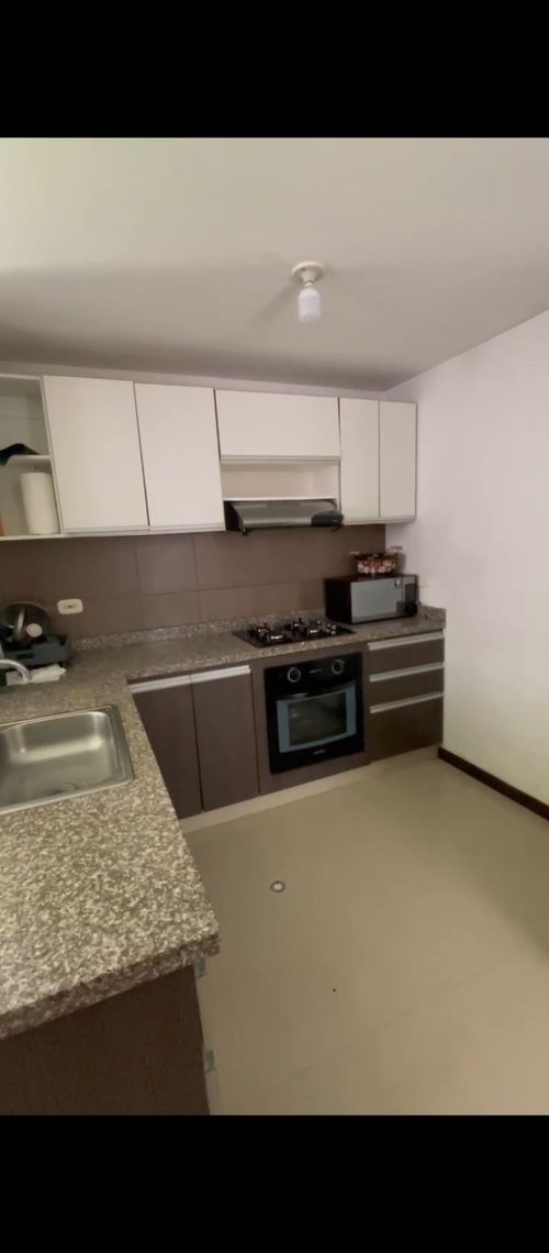 Casa de 3 alcobas en venta en Valle Del Lili, Cali, 224 m² · foto 4 de 16