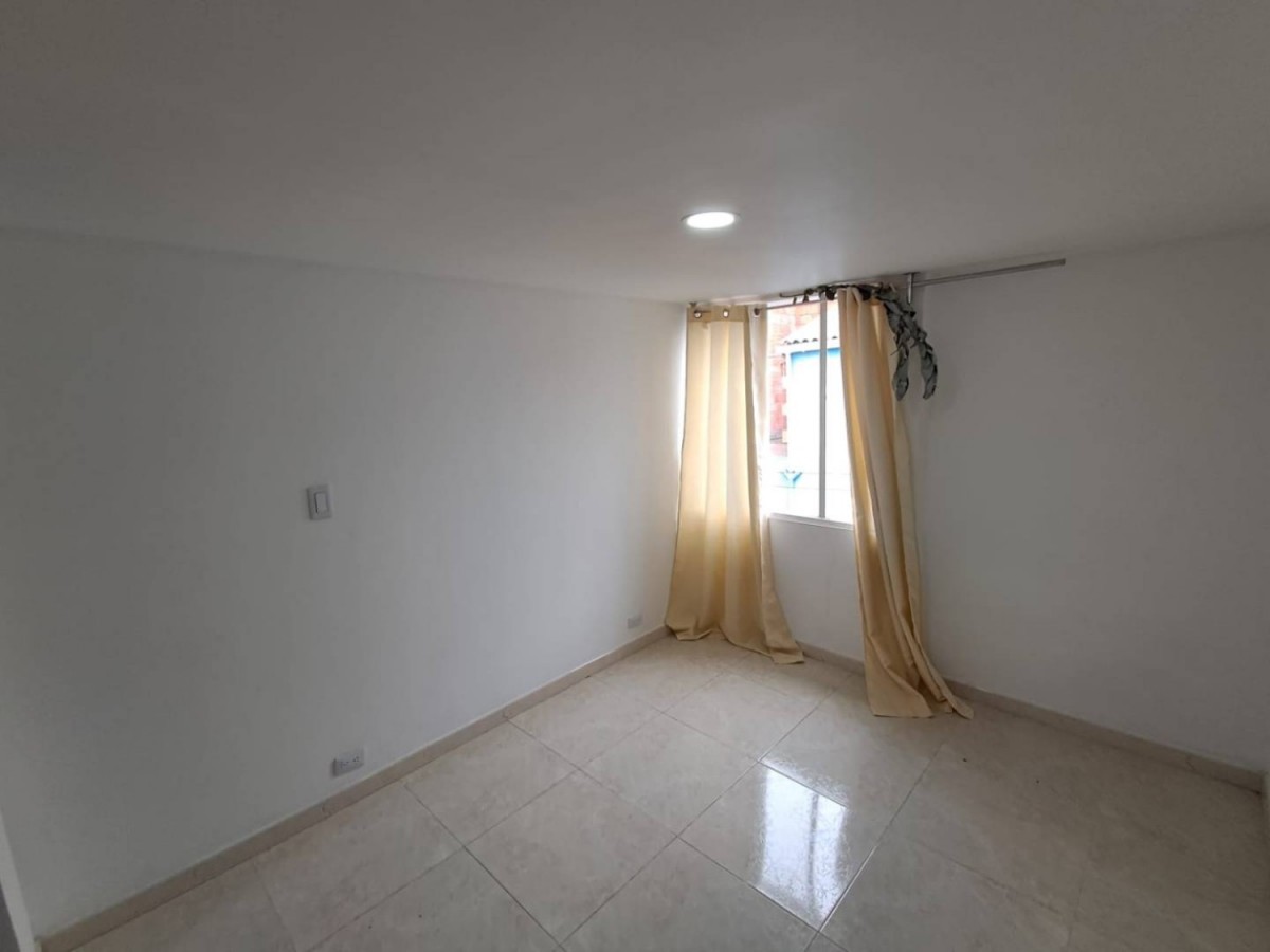 Casa en venta en Tierra Buena, Bogotá · foto 7 de 15