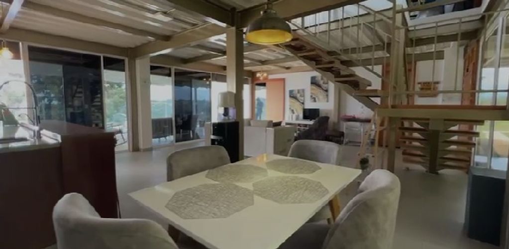 Casa de 4 alcobas en venta en Mesa De Los Santos, Piedecuesta, 220 m² · foto 4 de 8