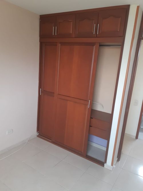 Apartamento de 3 alcobas en venta en Torres De Confandi, Cali, 52 m² · foto 11 de 24