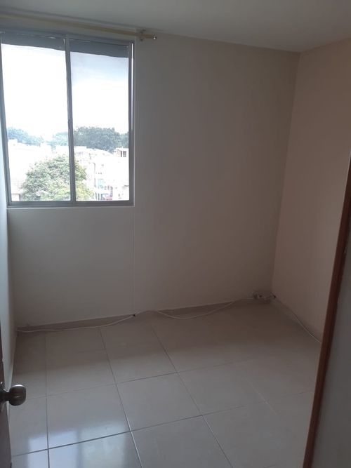 Apartamento de 3 alcobas en venta en Torres De Confandi, Cali, 52 m² · foto 12 de 24