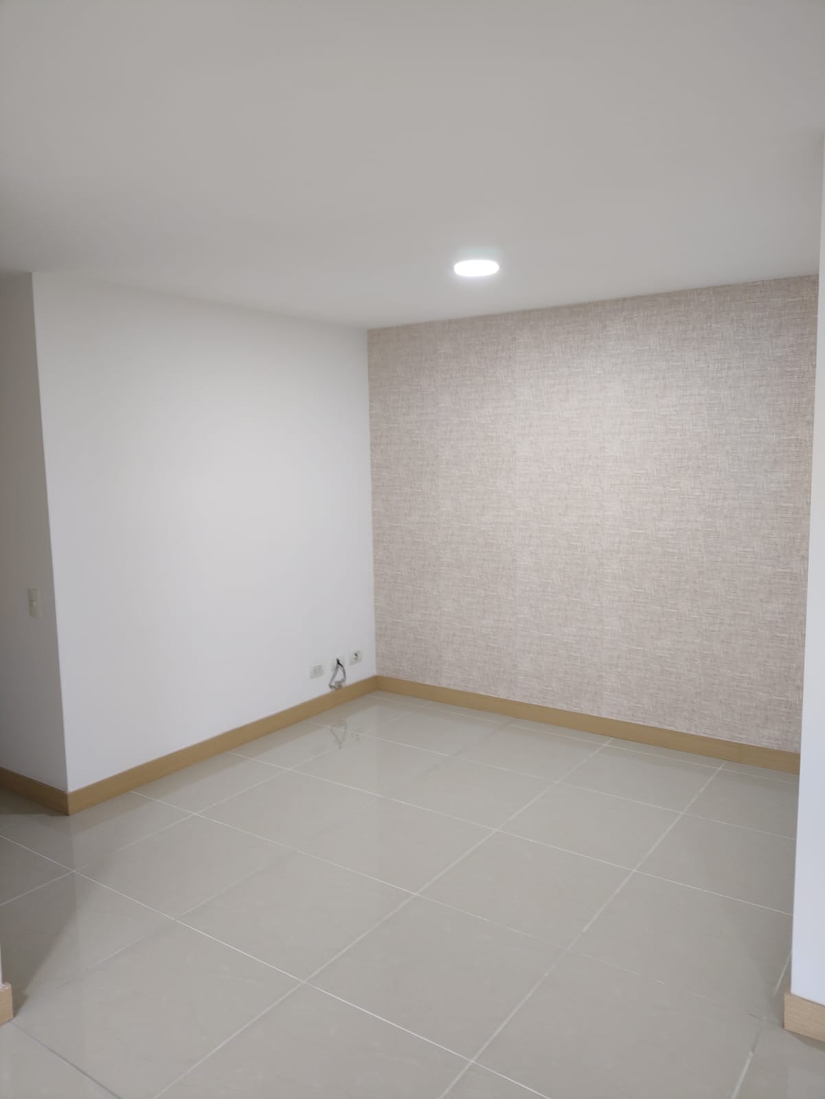 Apartamento en arriendo en Castropol, Medellín · foto 7 de 14