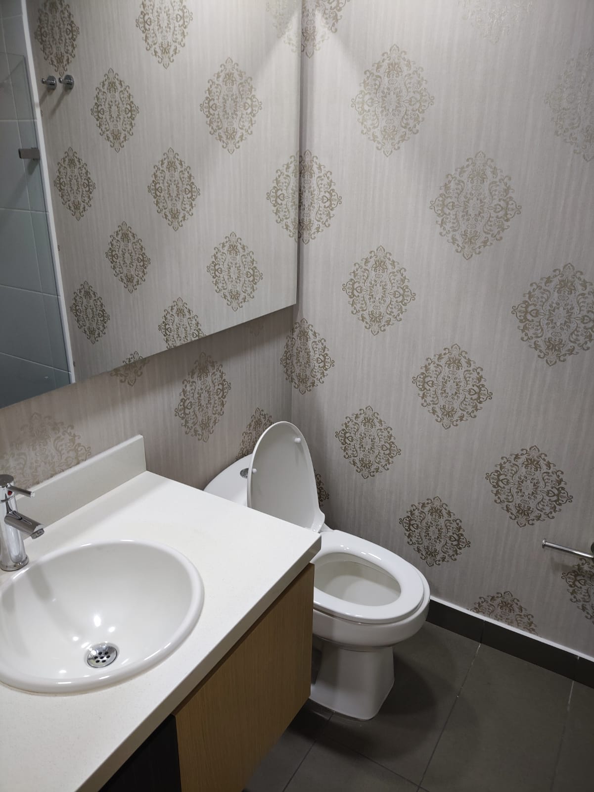 Apartamento en arriendo en Castropol, Medellín · foto 12 de 14