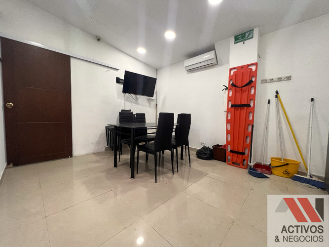 Oficina en venta en La Castellana, Medellín, 137 m² · foto 14 de 24