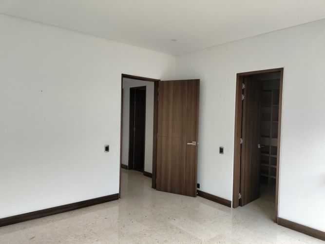 Apartamento de 3 alcobas en arriendo en Transversal Inferior, Medellín, 160 m² · foto 12 de 18