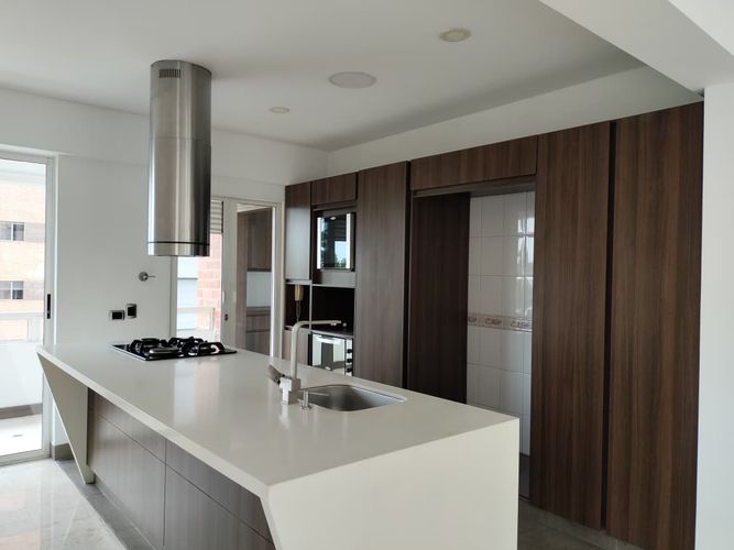 Apartamento de 3 alcobas en arriendo en Transversal Inferior, Medellín, 160 m² · foto 8 de 18