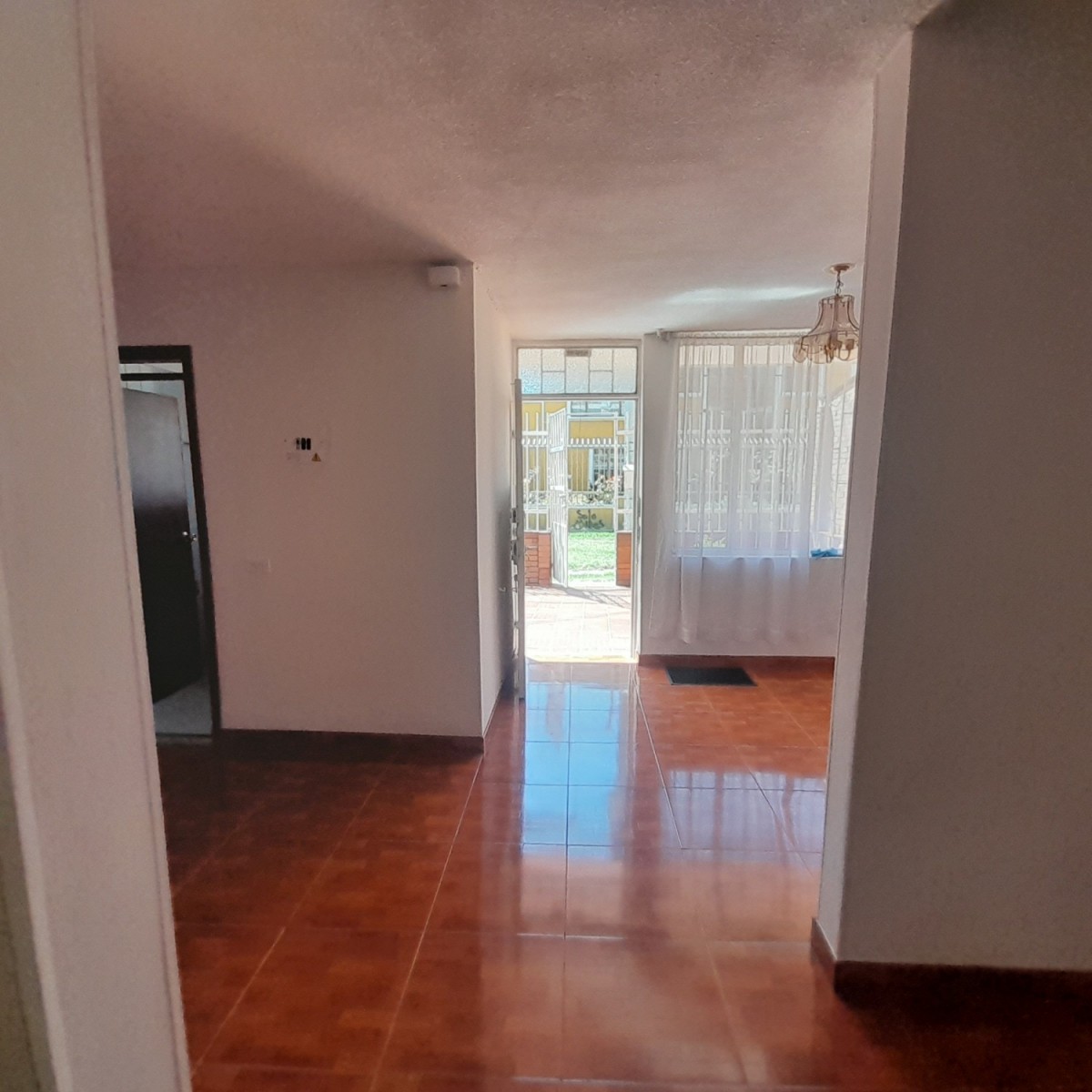 Apartamento en venta en Hipotecho Occidental, Bogotá · foto 3 de 19