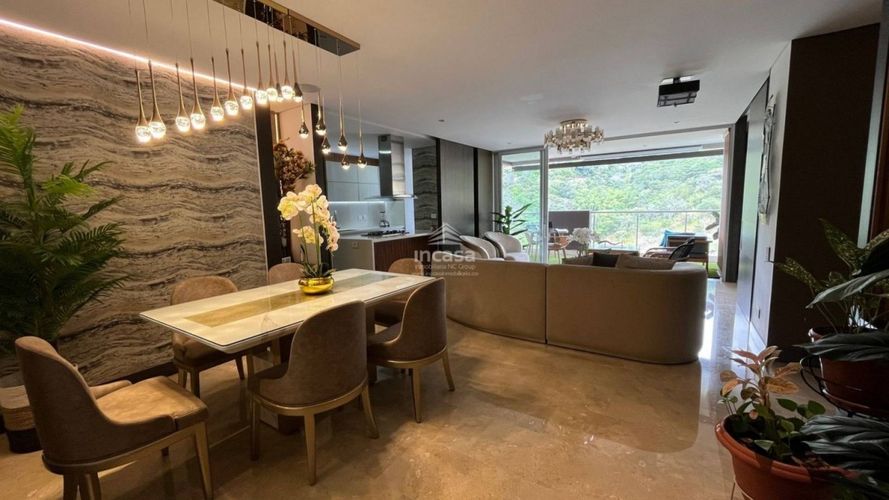 Apartamento de 3 alcobas en venta en Cristales, Cali, 185 m² · foto 2 de 24