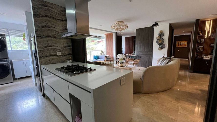 Apartamento de 3 alcobas en venta en Cristales, Cali, 185 m² · foto 11 de 24
