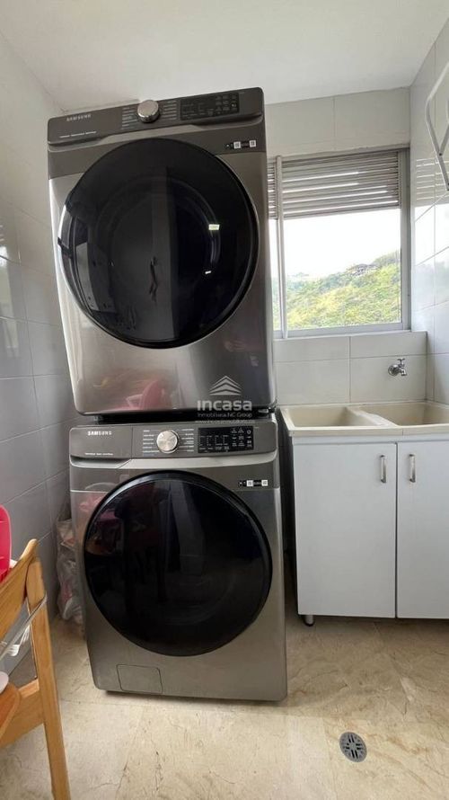 Apartamento de 3 alcobas en venta en Cristales, Cali, 185 m² · foto 14 de 24
