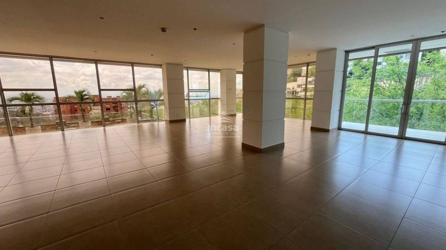 Apartamento de 3 alcobas en venta en Cristales, Cali, 185 m² · foto 23 de 24