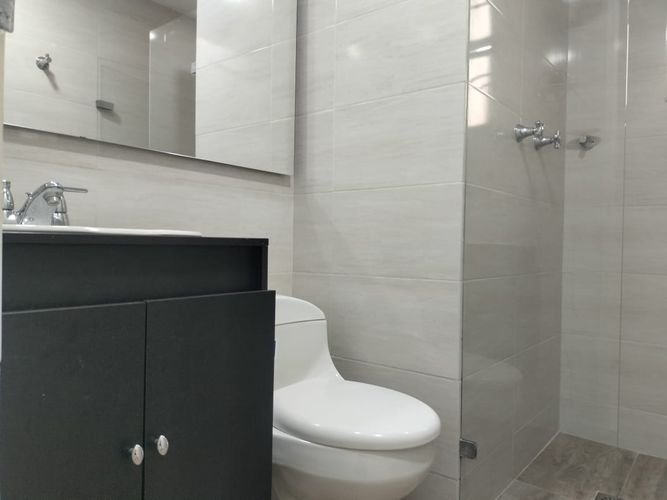 Apartamento de 3 alcobas en arriendo en El Poblado, Medellín, 91 m² · foto 9 de 19