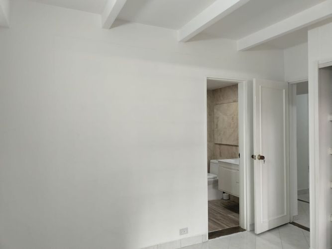 Apartamento de 3 alcobas en arriendo en El Poblado, Medellín, 91 m² · foto 13 de 19