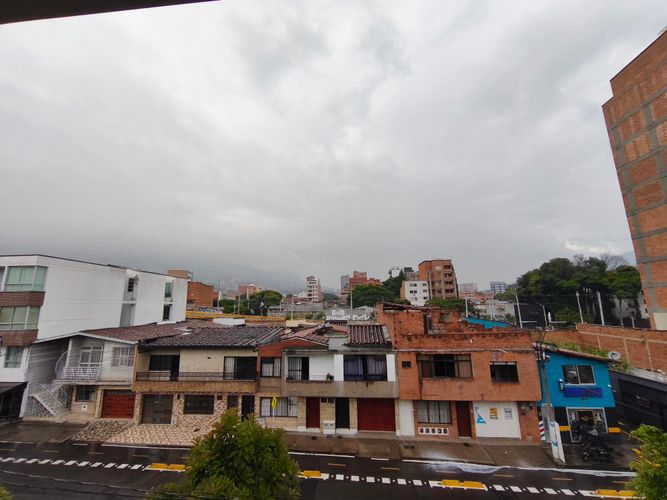 Edificio en venta en Estadio, Medellín, 600 m² · foto 13 de 22