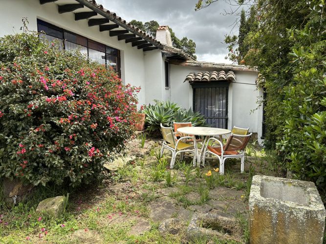 Casa de 3 alcobas en venta en Centro Historico, Chía, 510 m² · foto 2 de 11