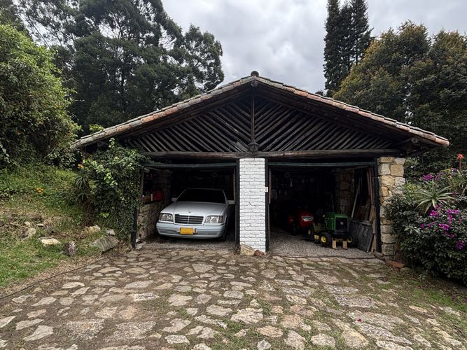 Casa de 3 alcobas en venta en Centro Historico, Chía, 510 m² · foto 3 de 11