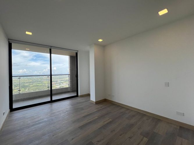 Casa de 3 alcobas en venta en Sajonia, Rionegro, 328 m² · foto 7 de 15