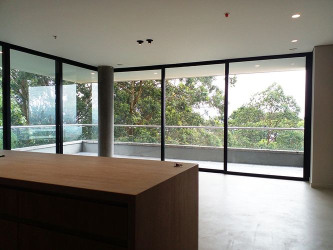 Apartamento de 4 alcobas en venta en Conjunto Residencial Isla Fuerta, Envigado, 295 m² · foto 2 de 18