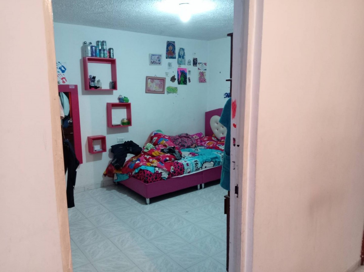 Casa en venta en Gran Britalia, Bogotá · foto 9 de 24