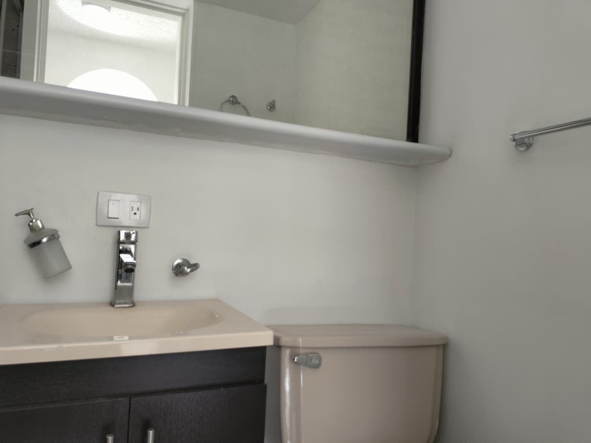 Apartamento en venta en El Poblado, Medellín · foto 17 de 17