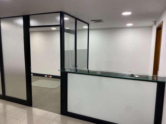 Oficina en arriendo en El Poblado, Medellín, 144 m² · foto 5 de 22