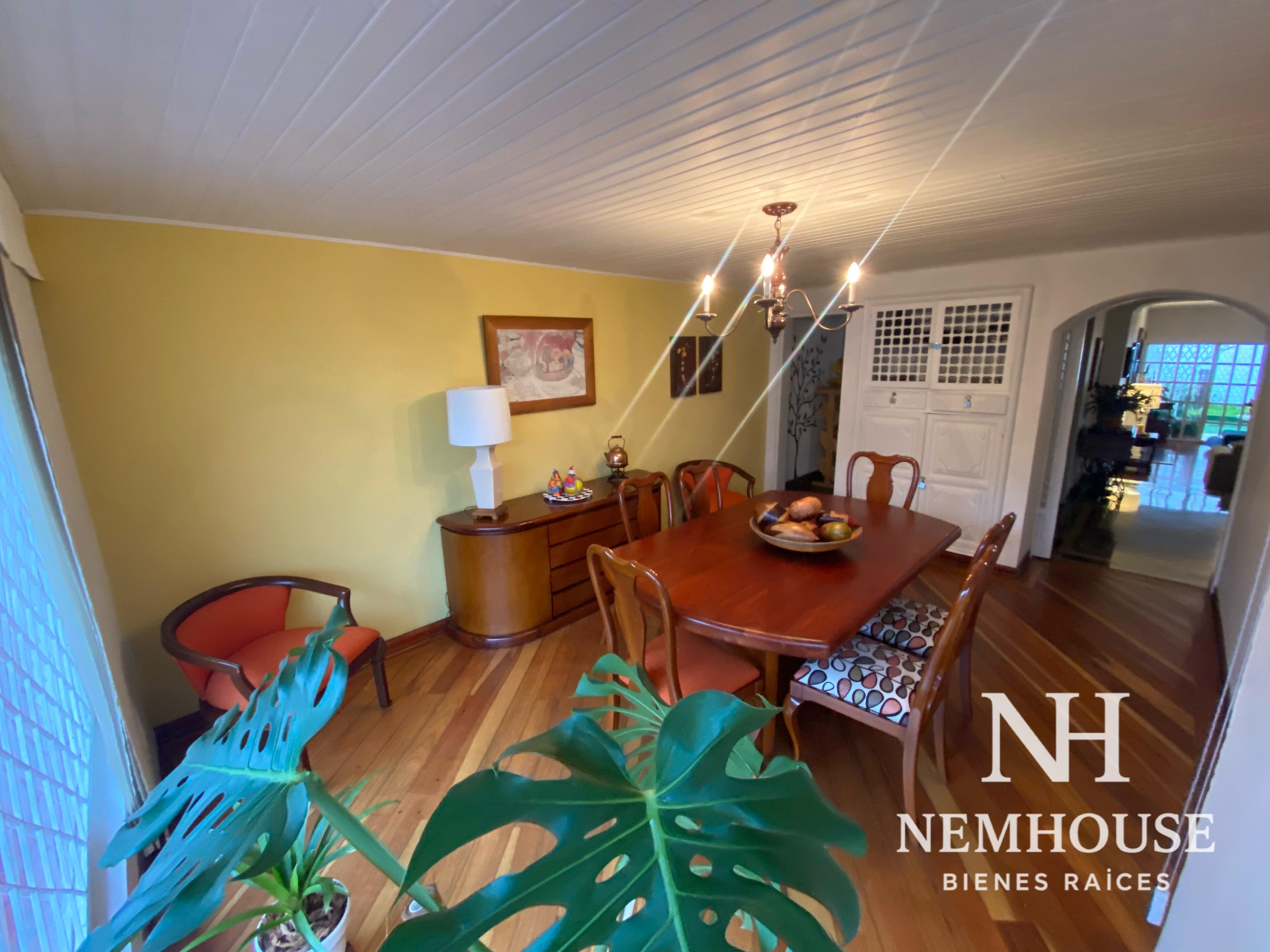 Casa en venta en Santa Barbara, Bogotá · foto 10 de 24