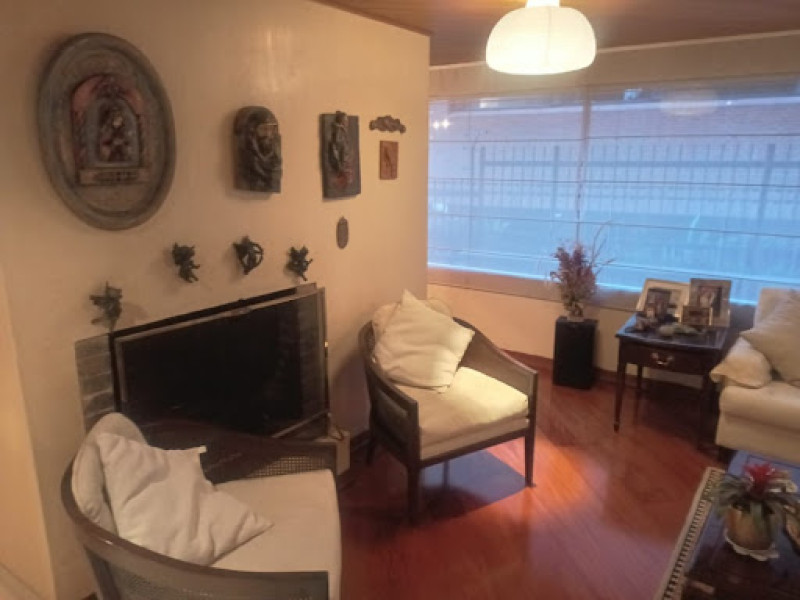 Apartamento en venta en Los Rosales, Bogotá · foto 5 de 24