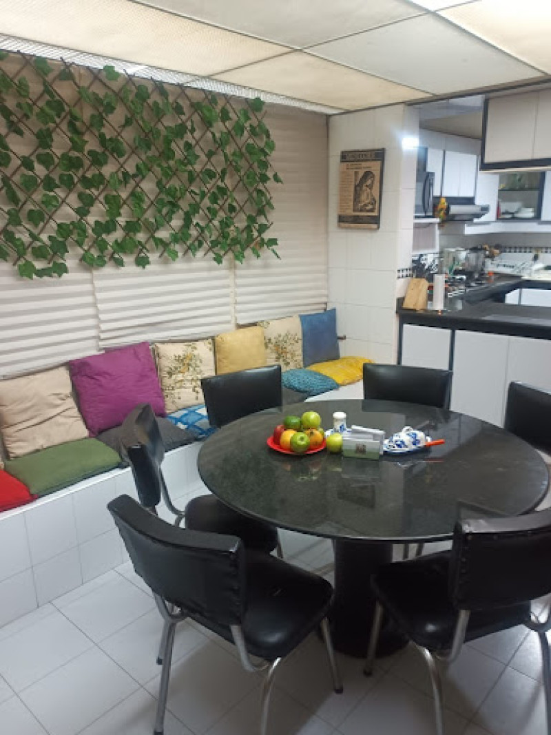 Apartamento en venta en Los Rosales, Bogotá · foto 21 de 24