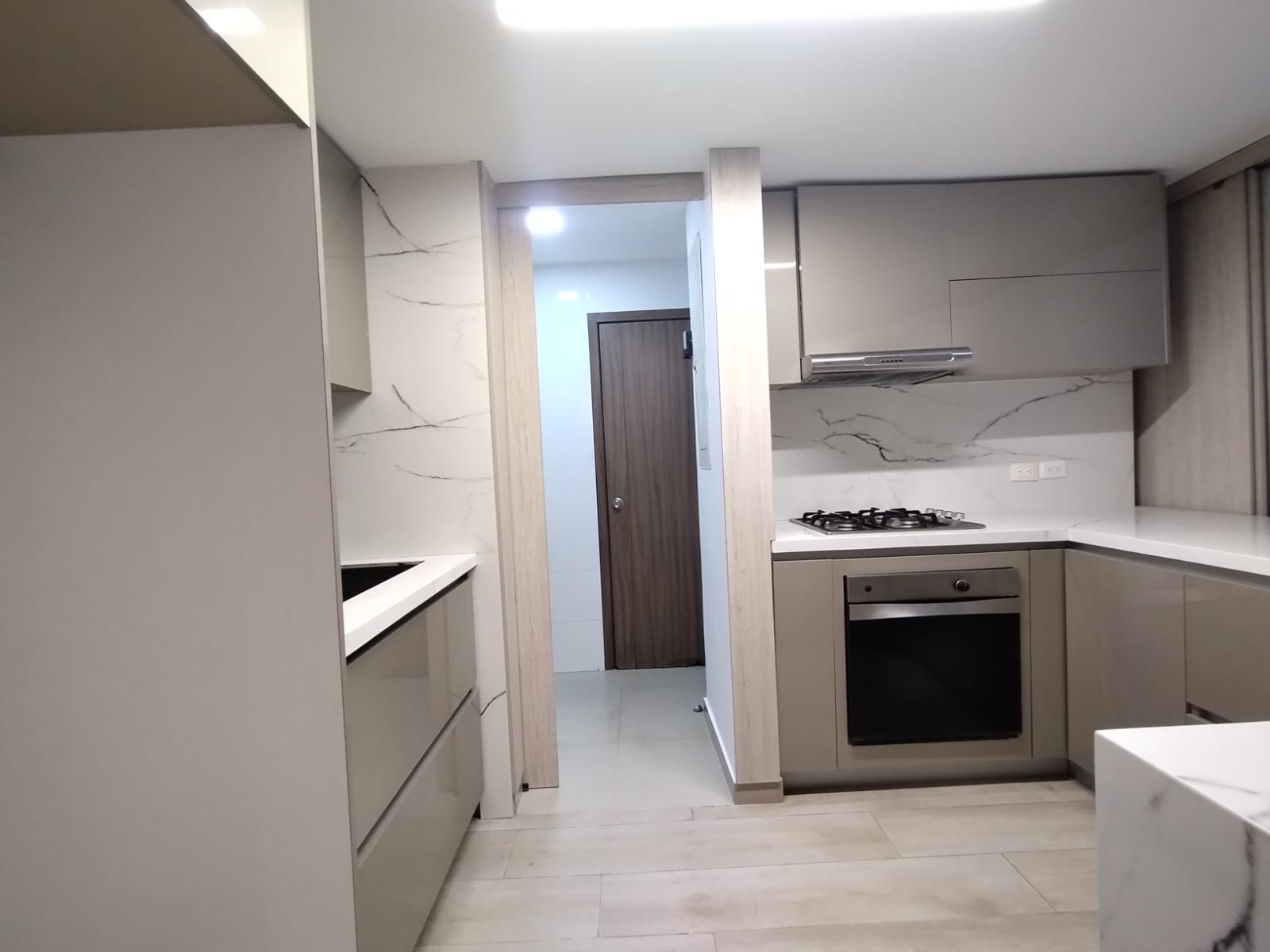 Apartamento en arriendo en Paraiso, Barranquilla · foto 5 de 14