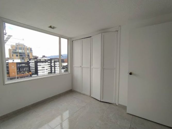 Apartamento de 3 alcobas en venta en Chico Norte, Bogotá, 167 m² · foto 11 de 24