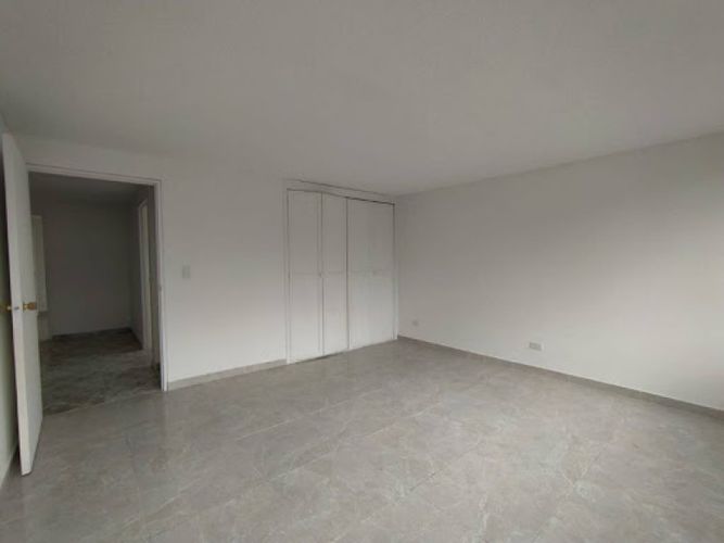 Apartamento de 3 alcobas en venta en Chico Norte, Bogotá, 167 m² · foto 14 de 24