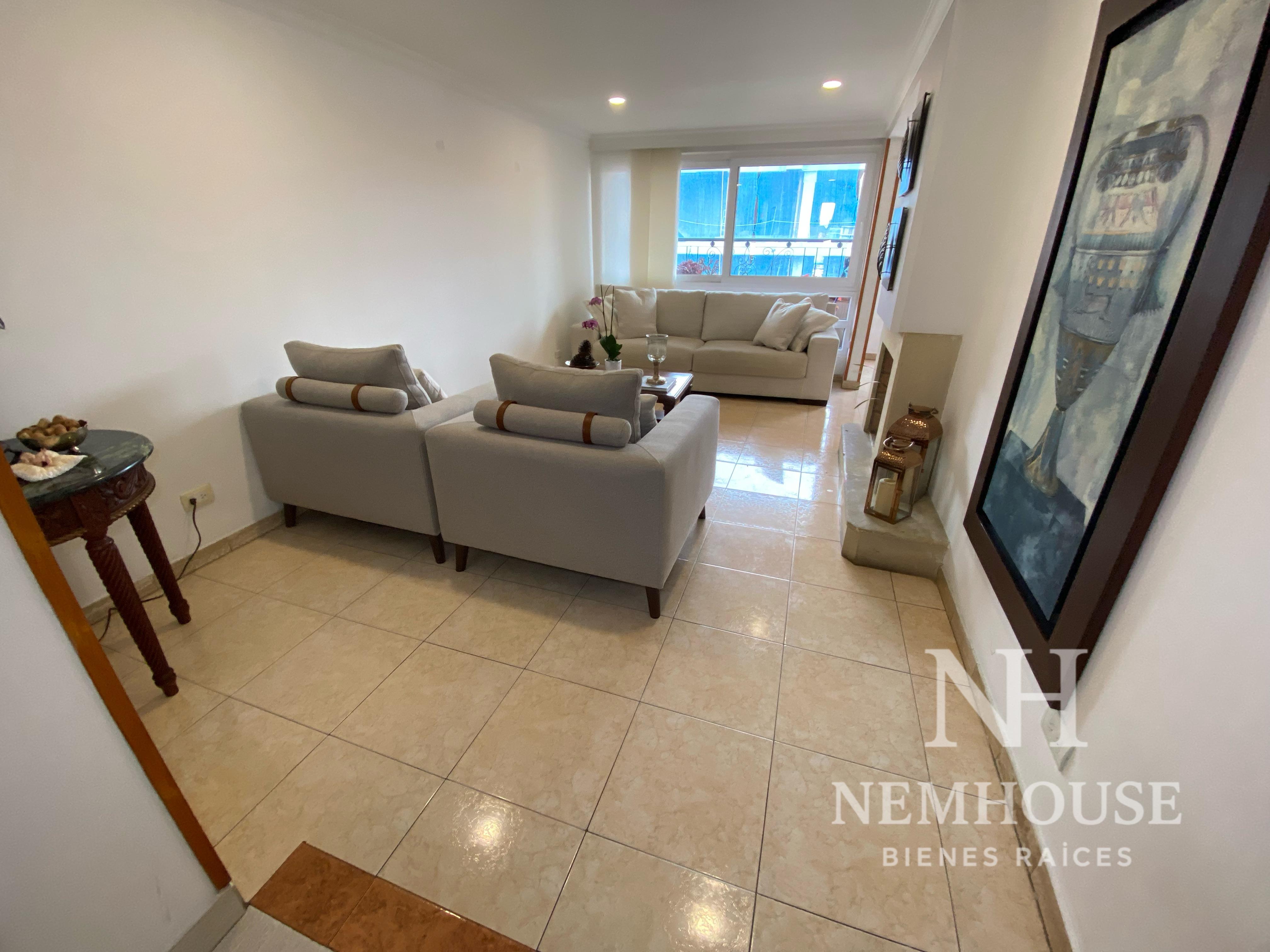 Apartamento en venta en Santa Barbara, Bogotá · foto 2 de 24