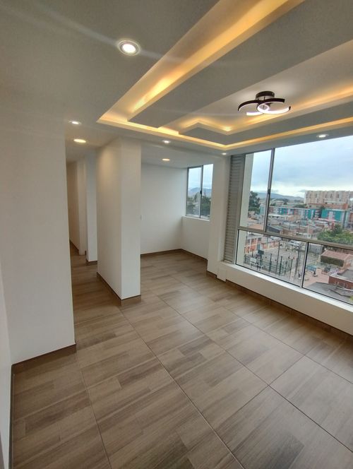 Apartamento en venta en Fontibon, Bogotá · foto 2 de 24