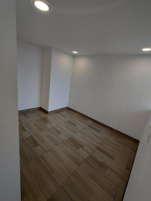 Apartamento en venta en Fontibon, Bogotá · foto 18 de 24
