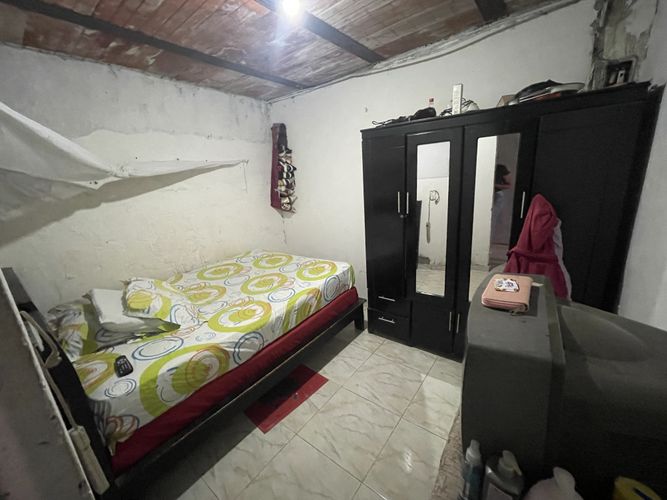 Casa de 6 alcobas en venta en Alirio Mora Beltran, Cali, 240 m² · foto 20 de 21