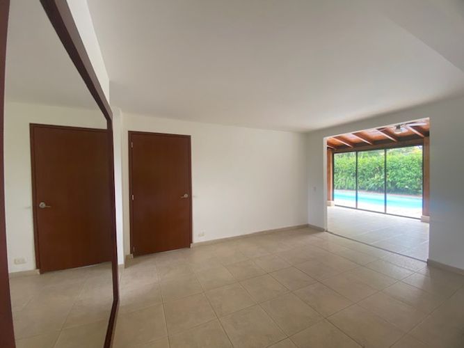 Casa de 4 alcobas en venta en Condominio Solares De Pance, Cali, 299 m² · foto 3 de 24