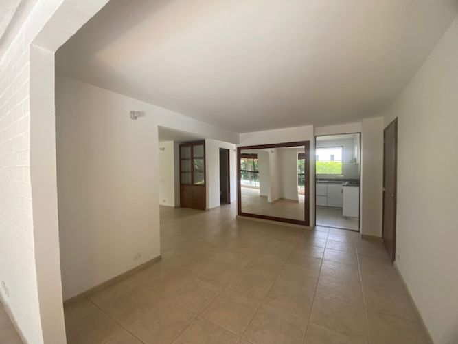 Casa de 4 alcobas en venta en Condominio Solares De Pance, Cali, 299 m² · foto 18 de 24