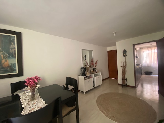 Apartamento en venta en Vipasa, Cali · foto 3 de 24