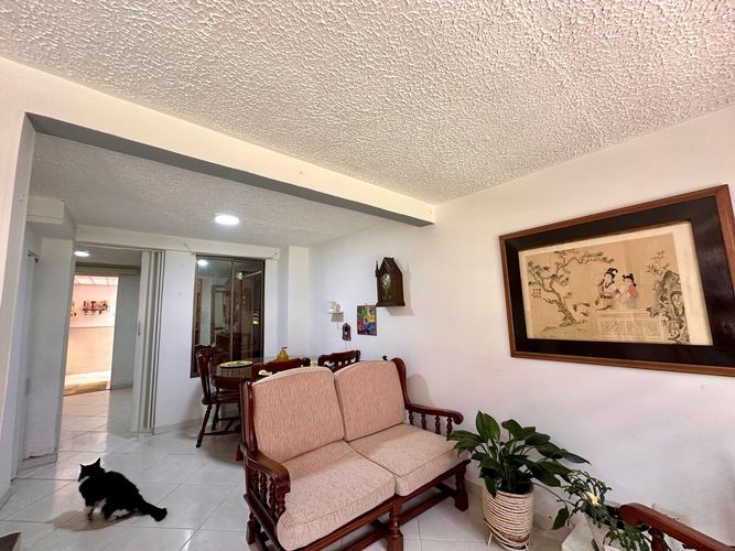 Casa de 3 alcobas en venta en Zona Centro, Madrid, 98 m² · foto 3 de 19