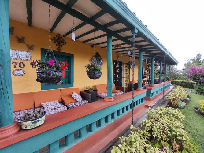 Finca en venta en Santa Elena, Medellín, 2700 m² · foto 4 de 20